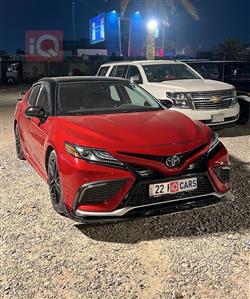 تۆیۆتا کامری